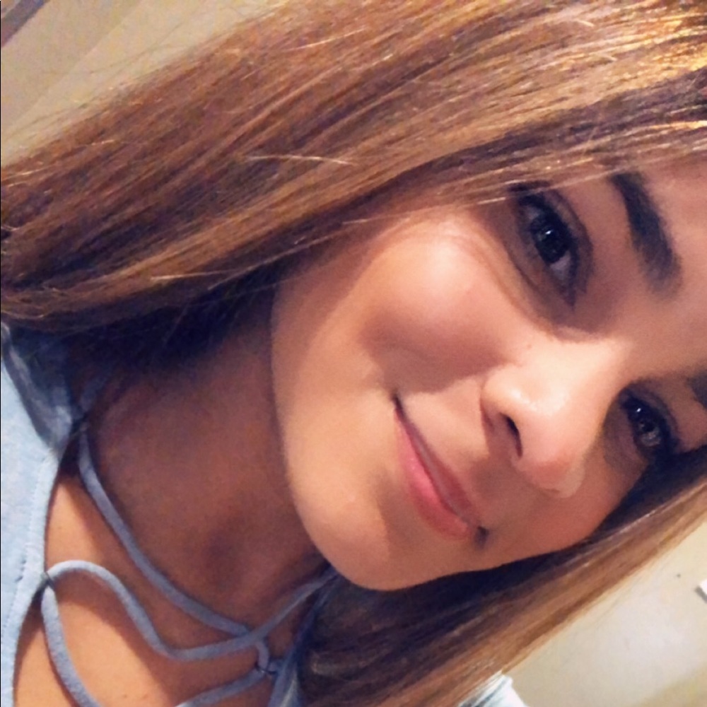 Meet your Posher, Yarieliz